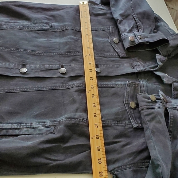 Free People Oversized Jean Jacket Size M Black Wash Faded Denim Grunge Western - Picture 7 of 13